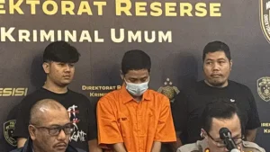 Akhir